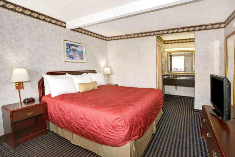 Ramada Limited Cockeysville Zewnętrze zdjęcie
