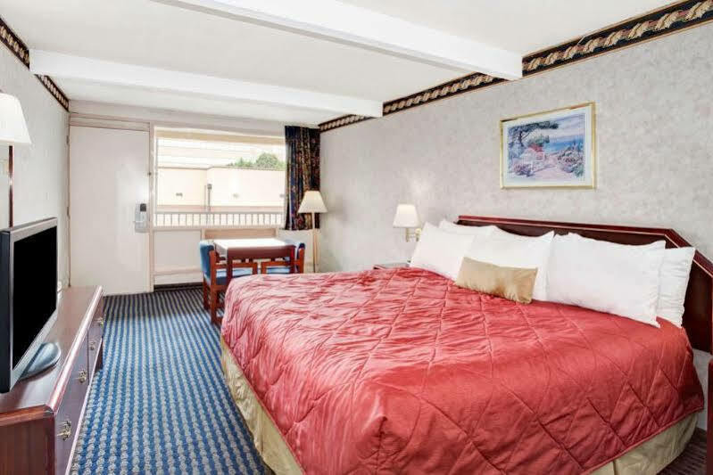 Ramada Limited Cockeysville Zewnętrze zdjęcie